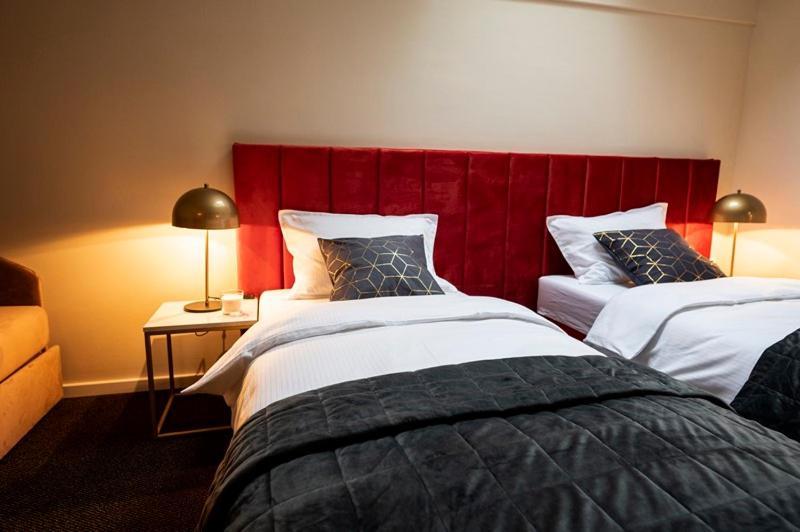 Myway Hotel Slavonski Brod Exterior photo