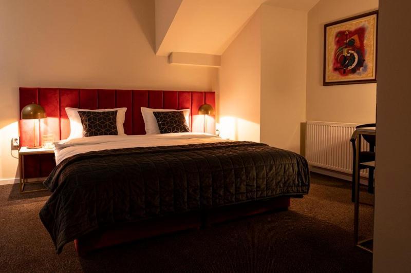 Myway Hotel Slavonski Brod Exterior photo