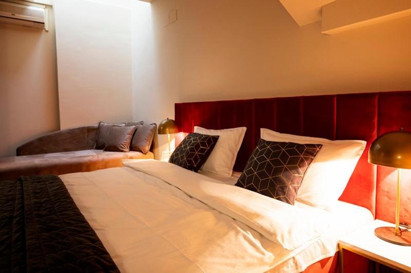 Myway Hotel Slavonski Brod Exterior photo