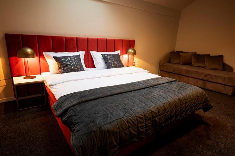 Myway Hotel Slavonski Brod Exterior photo