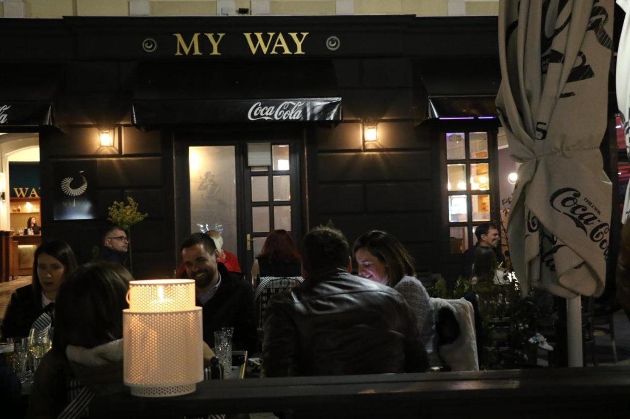Myway Hotel Slavonski Brod Exterior photo